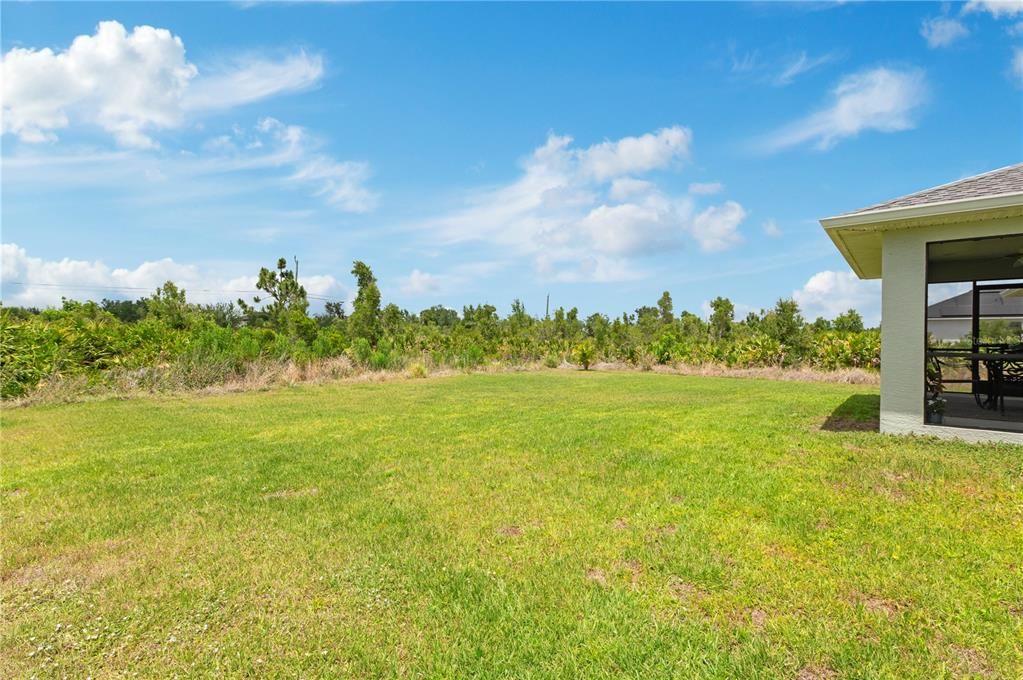 合同活跃: $1,700 (3 贝兹, 2 浴室, 1640 平方英尺)