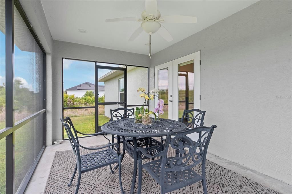 合同活跃: $1,700 (3 贝兹, 2 浴室, 1640 平方英尺)