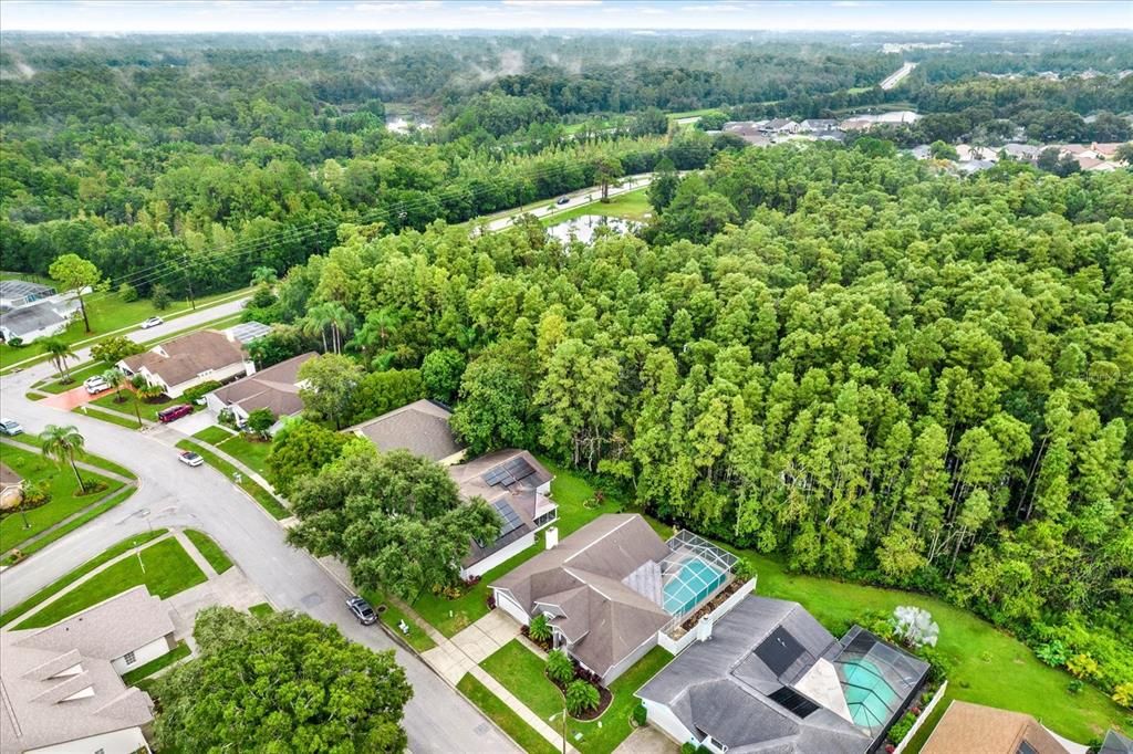 Activo con contrato: $435,000 (4 camas, 2 baños, 2094 Pies cuadrados)