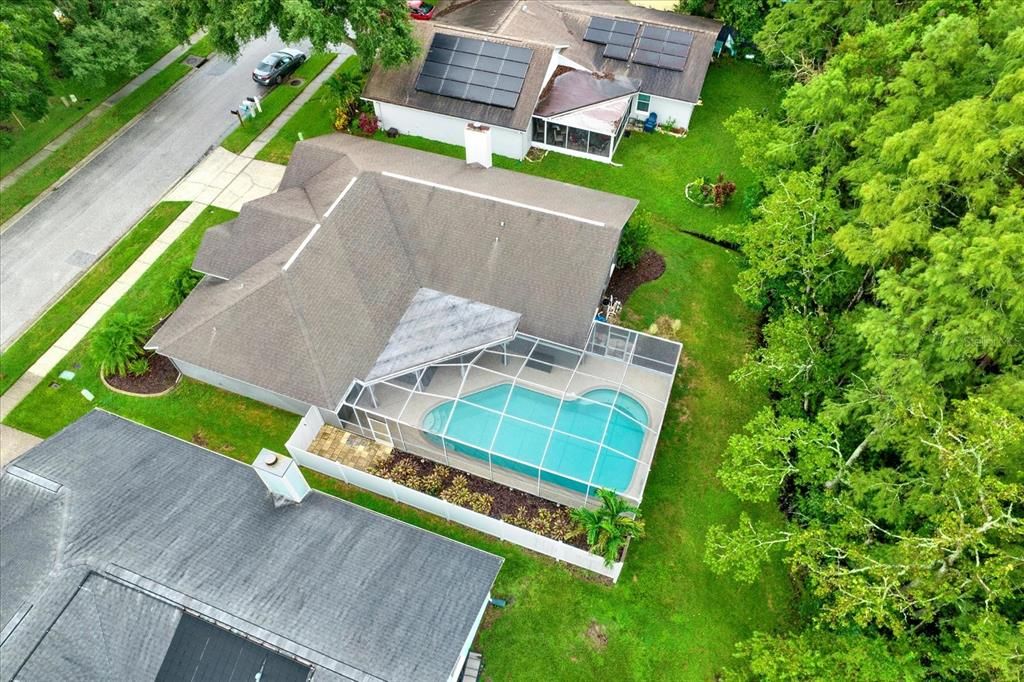 Activo con contrato: $435,000 (4 camas, 2 baños, 2094 Pies cuadrados)