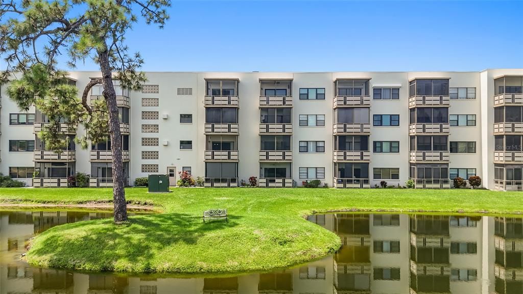 For Sale: $169,000 (2 beds, 2 baths, 1135 Square Feet)