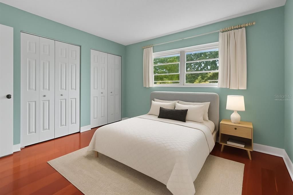 For Sale: $169,000 (2 beds, 2 baths, 1135 Square Feet)