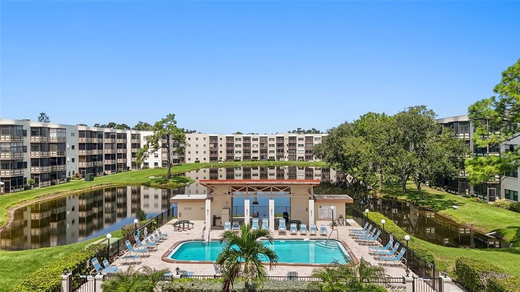 For Sale: $169,000 (2 beds, 2 baths, 1135 Square Feet)