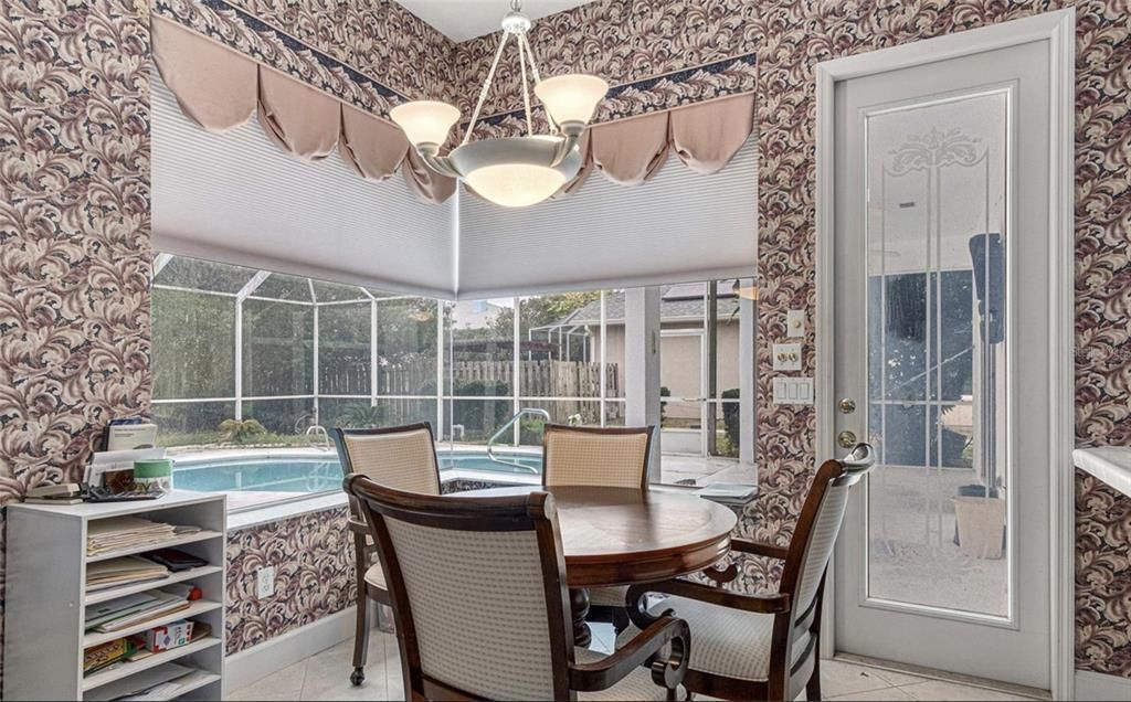 Active With Contract: $385,000 (3 beds, 2 baths, 2067 Square Feet)