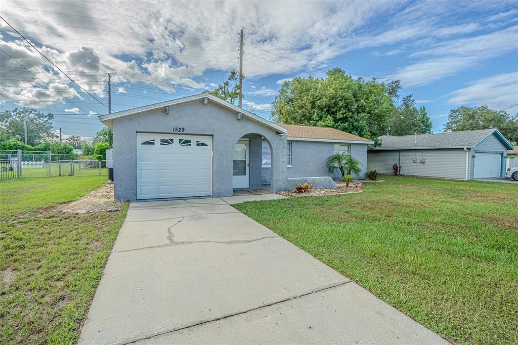 В аренду: $1,750 (3 спален, 2 ванн, 1230 Квадратных фут)