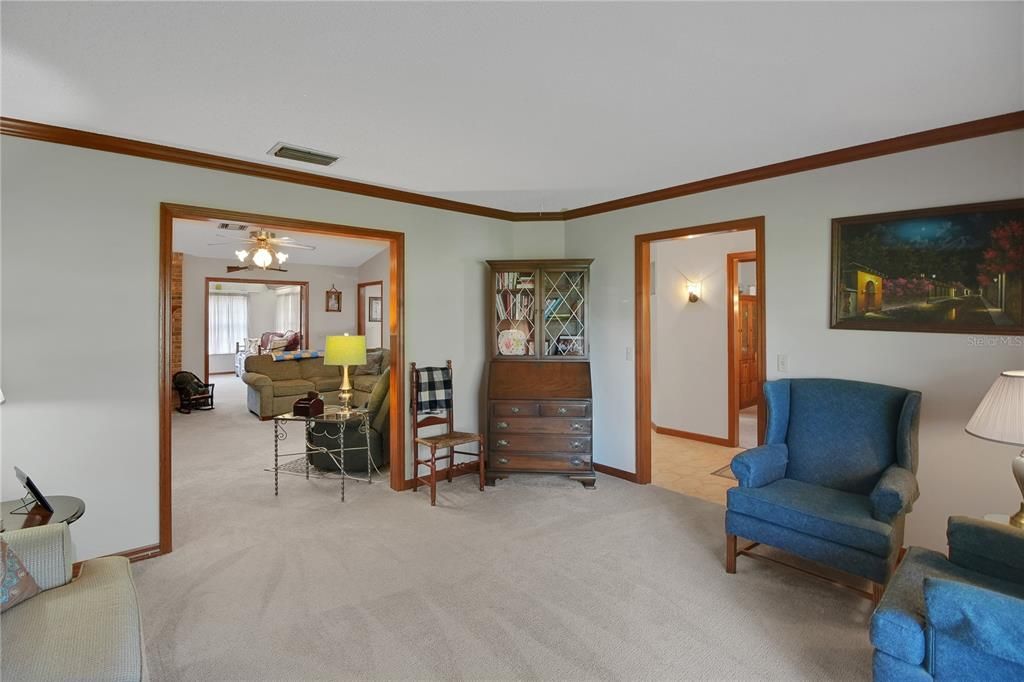 Active With Contract: $355,000 (3 beds, 2 baths, 2526 Square Feet)