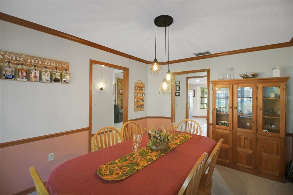 Active With Contract: $355,000 (3 beds, 2 baths, 2526 Square Feet)