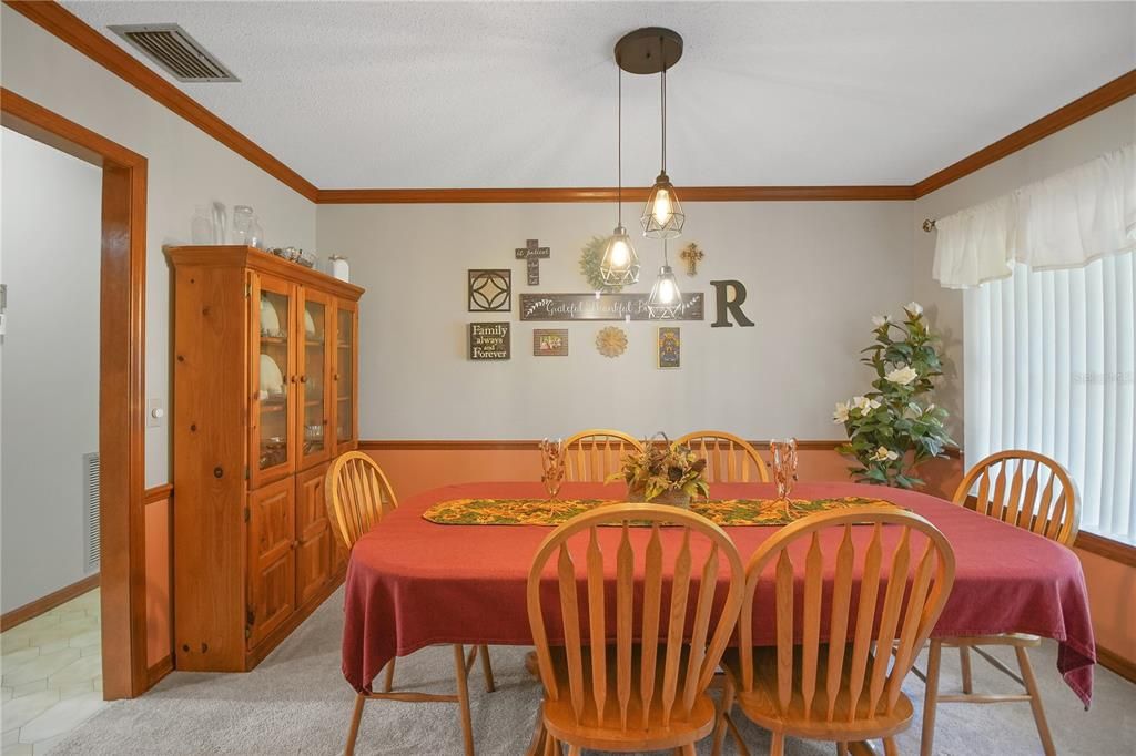 Active With Contract: $355,000 (3 beds, 2 baths, 2526 Square Feet)