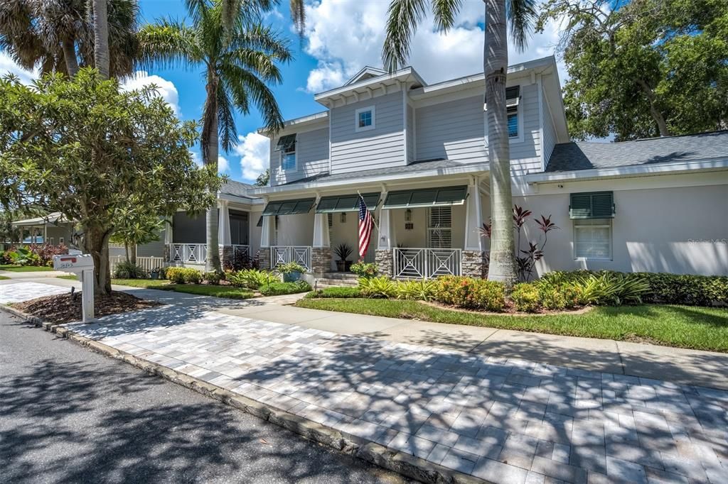 Recently Sold: $1,275,000 (4 beds, 2 baths, 2775 Square Feet)