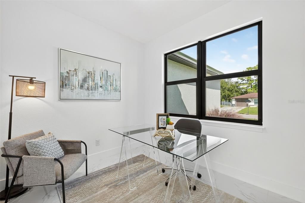 Под контрактом: $359,999 (3 спален, 2 ванн, 2012 Квадратных фут)