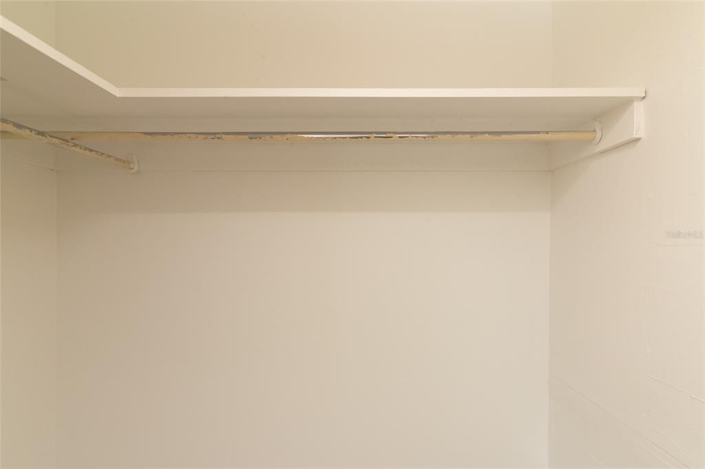 Active With Contract: $144,900 (2 beds, 1 baths, 787 Square Feet)