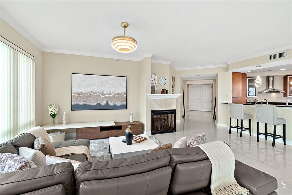 Active With Contract: $1,025,000 (3 beds, 3 baths, 2470 Square Feet)