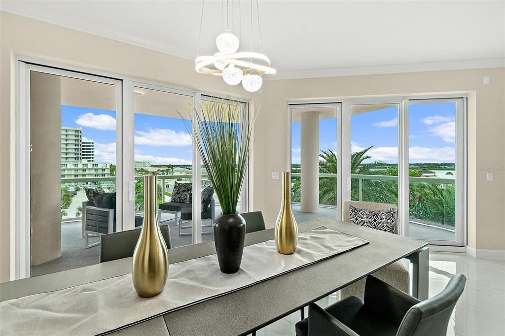 Active With Contract: $1,025,000 (3 beds, 3 baths, 2470 Square Feet)