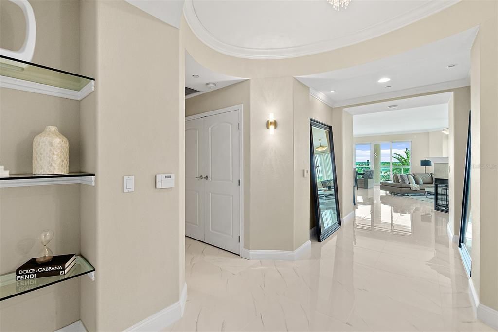 Active With Contract: $1,025,000 (3 beds, 3 baths, 2470 Square Feet)