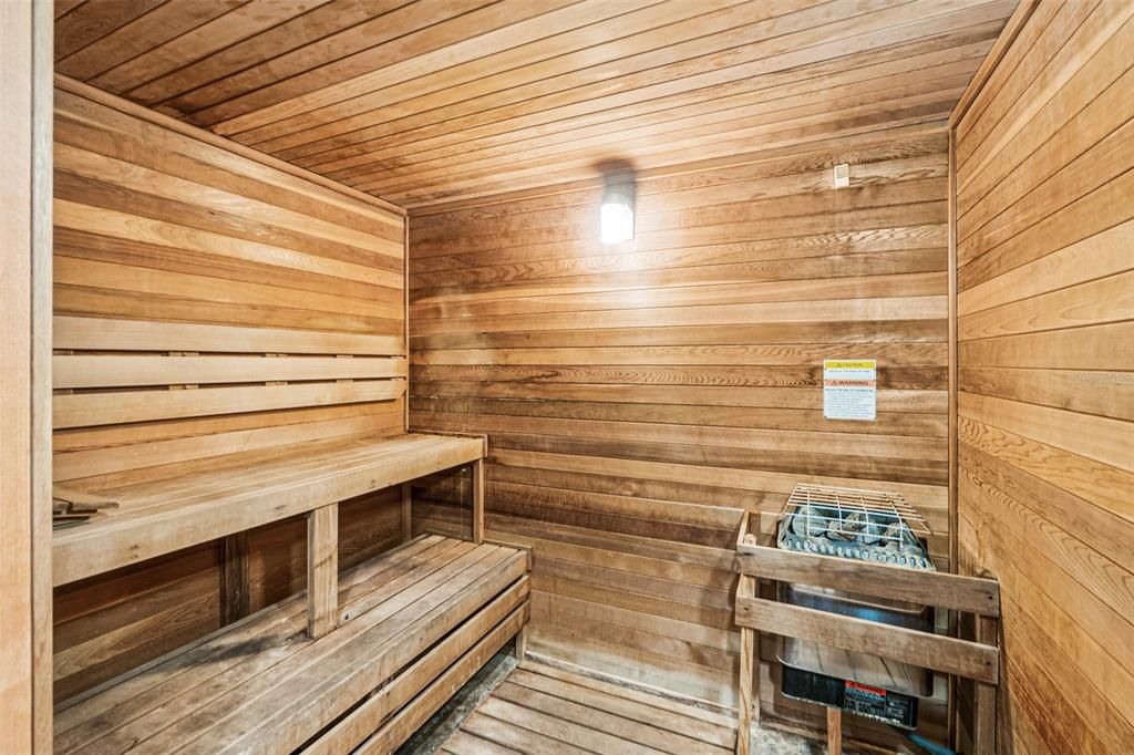 Active With Contract: $1,025,000 (3 beds, 3 baths, 2470 Square Feet)