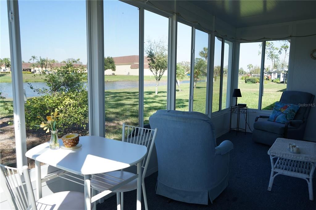 Active With Contract: $1,450 (2 beds, 2 baths, 960 Square Feet)