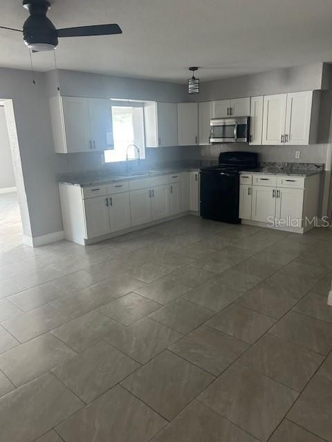 En Venta: $730,000 (4 camas, 2 baños, 2238 Pies cuadrados)