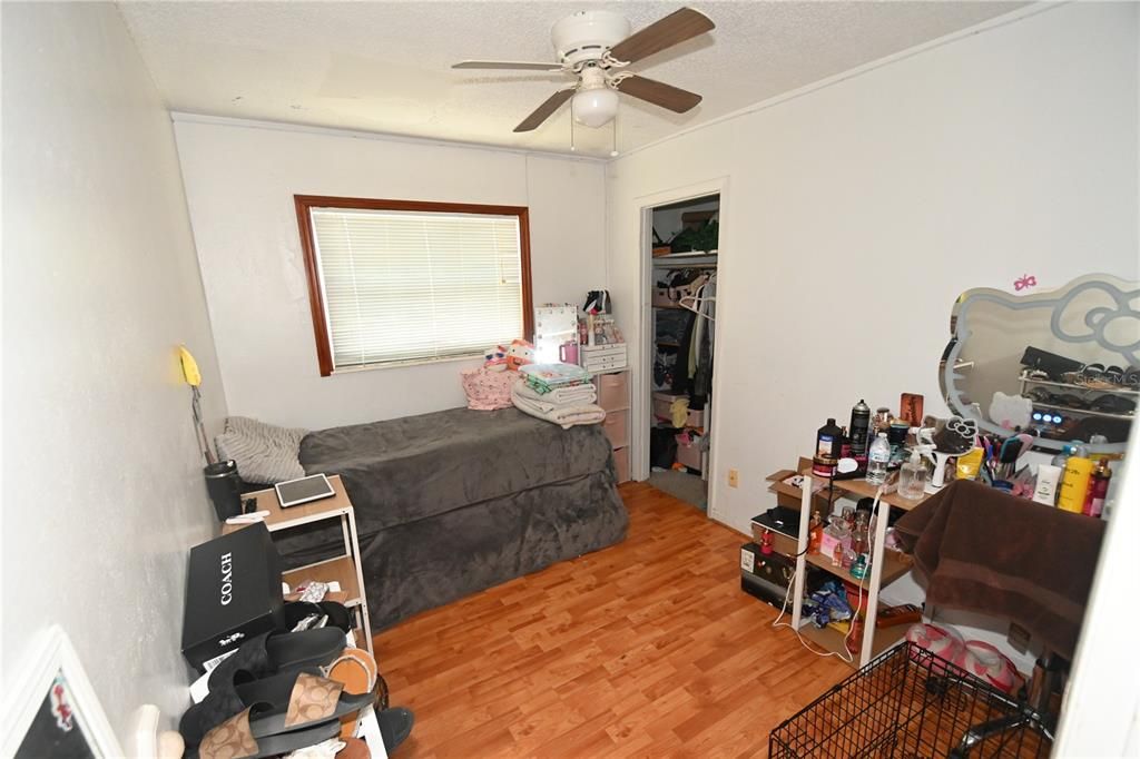 En Venta: $730,000 (4 camas, 2 baños, 2238 Pies cuadrados)