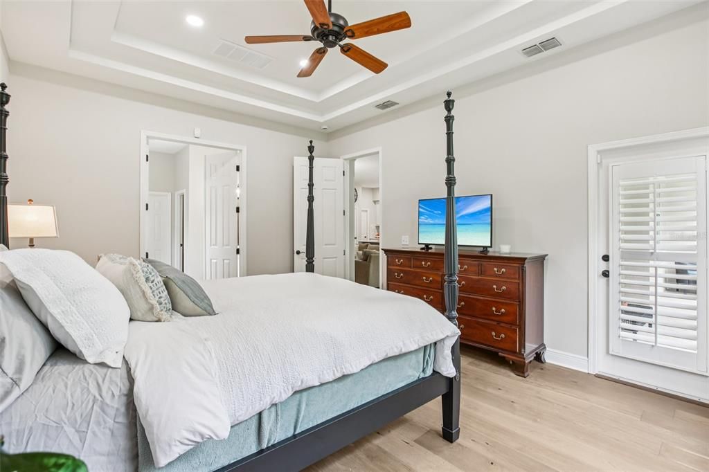 Active With Contract: $664,900 (5 beds, 4 baths, 3064 Square Feet)