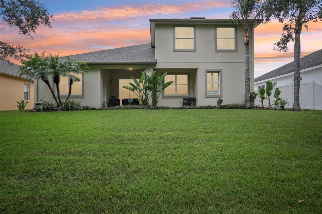 Active With Contract: $664,900 (5 beds, 4 baths, 3064 Square Feet)