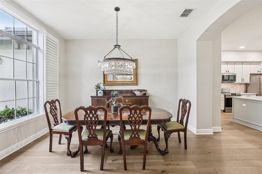 Active With Contract: $664,900 (5 beds, 4 baths, 3064 Square Feet)