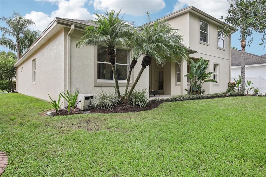 Active With Contract: $664,900 (5 beds, 4 baths, 3064 Square Feet)