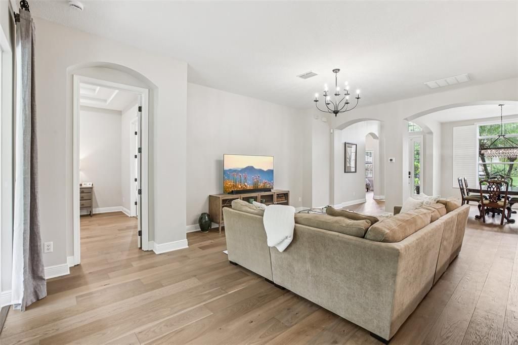 Active With Contract: $664,900 (5 beds, 4 baths, 3064 Square Feet)