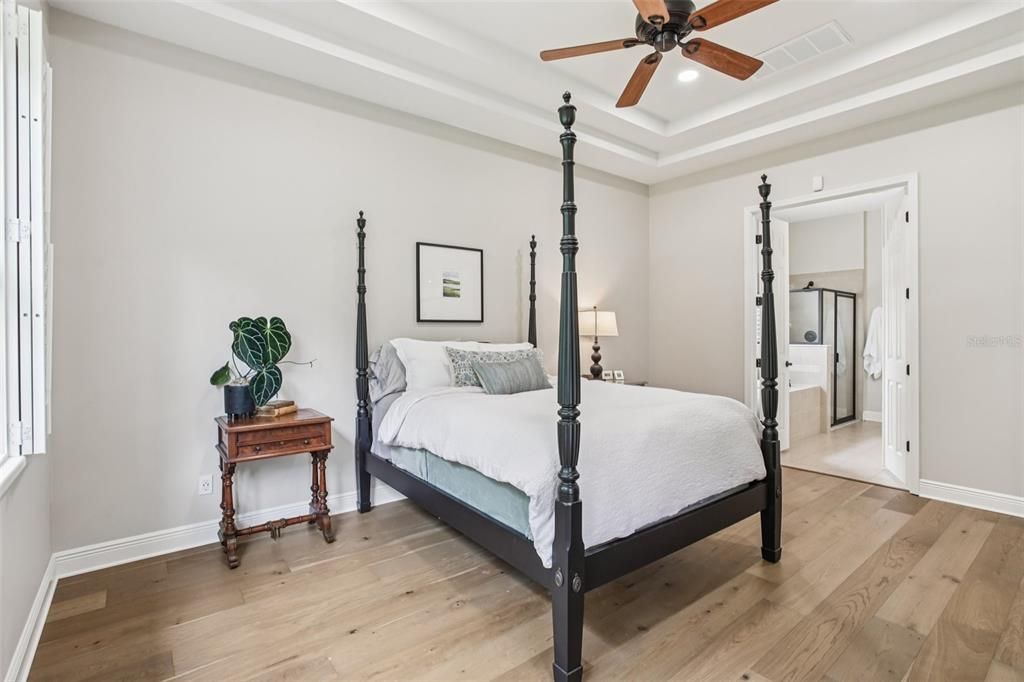 Active With Contract: $664,900 (5 beds, 4 baths, 3064 Square Feet)