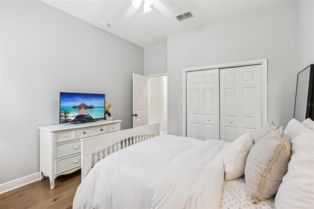 Active With Contract: $664,900 (5 beds, 4 baths, 3064 Square Feet)