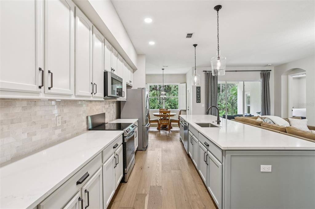 Active With Contract: $664,900 (5 beds, 4 baths, 3064 Square Feet)