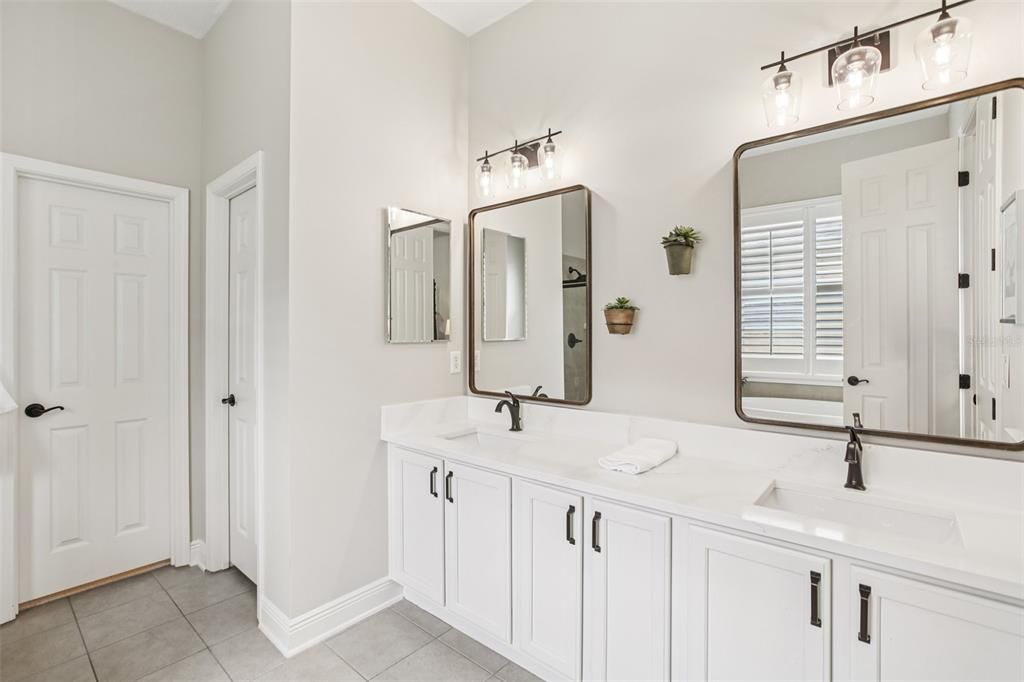 Active With Contract: $664,900 (5 beds, 4 baths, 3064 Square Feet)