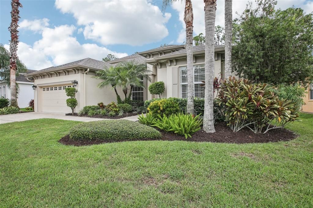 Active With Contract: $664,900 (5 beds, 4 baths, 3064 Square Feet)