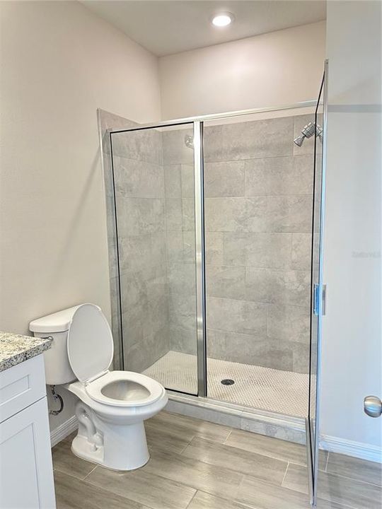 Active With Contract: $2,000 (3 beds, 2 baths, 1240 Square Feet)