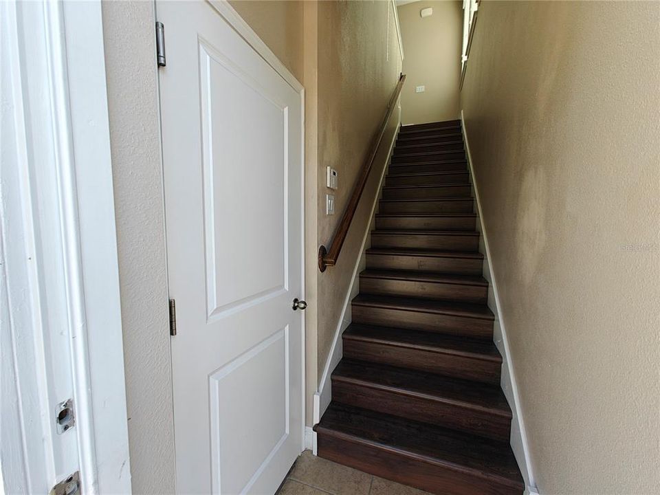 For Rent: $1,749 (1 beds, 1 baths, 747 Square Feet)