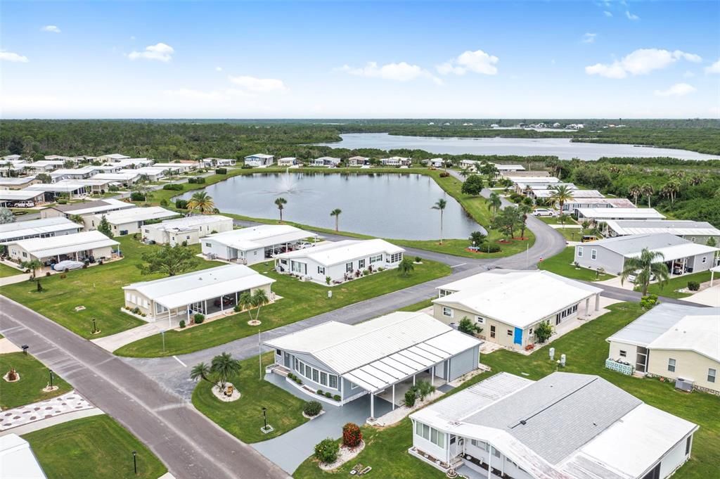 合同活跃: $135,000 (2 贝兹, 2 浴室, 1448 平方英尺)