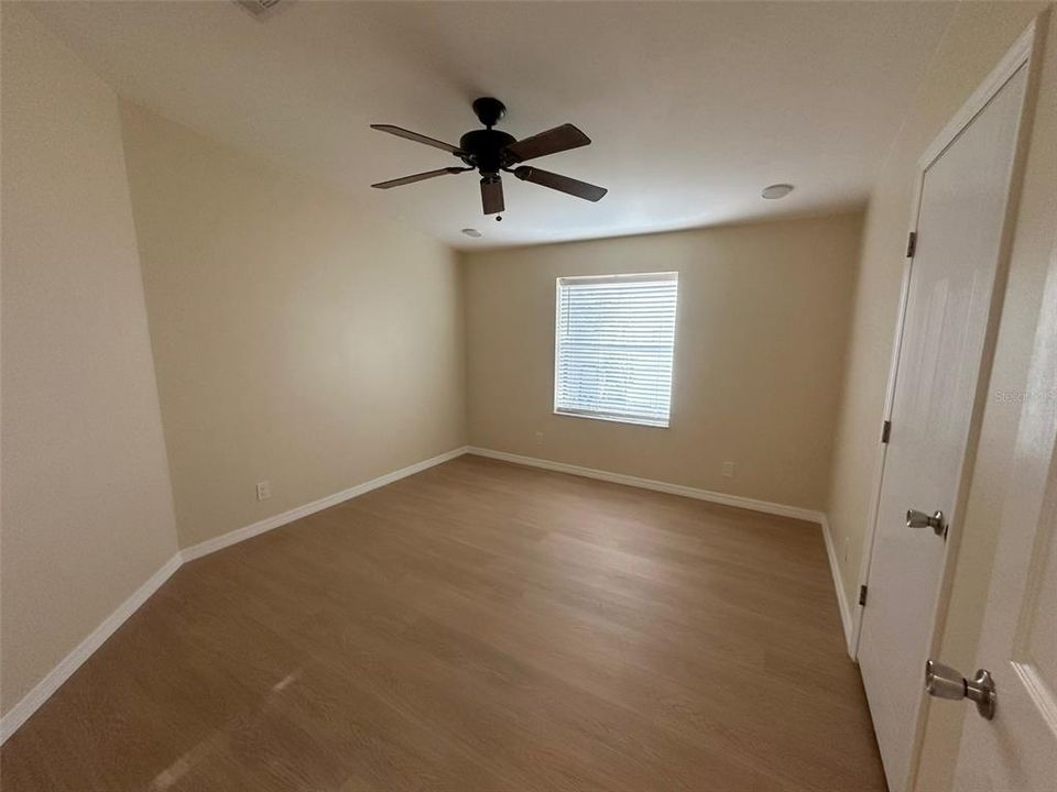 For Sale: $124,000 (2 beds, 2 baths, 1302 Square Feet)