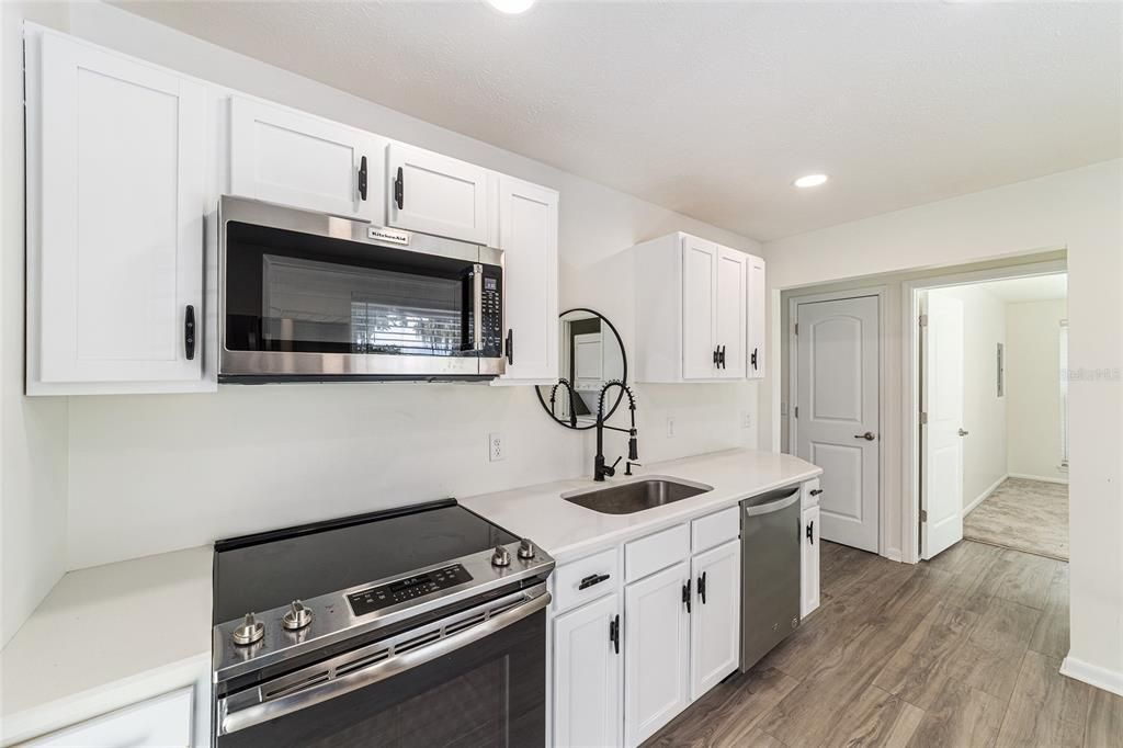 For Sale: $524,900 (4 beds, 2 baths, 2178 Square Feet)