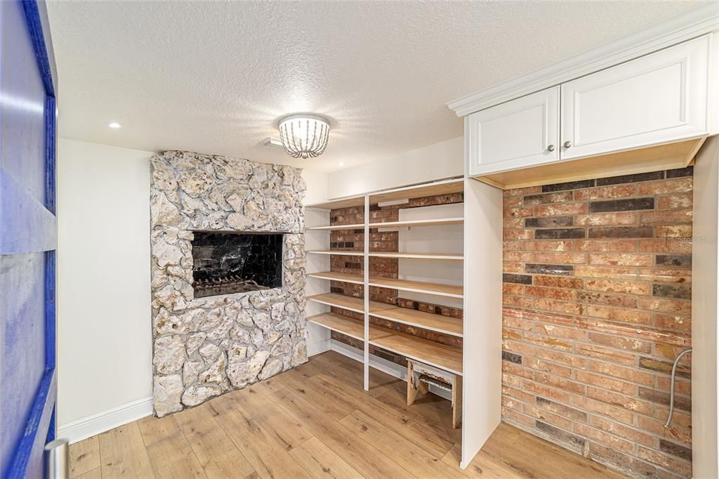 For Sale: $524,900 (4 beds, 2 baths, 2178 Square Feet)