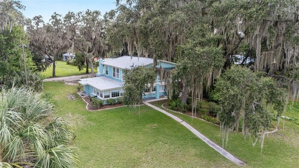 For Sale: $524,900 (4 beds, 2 baths, 2178 Square Feet)