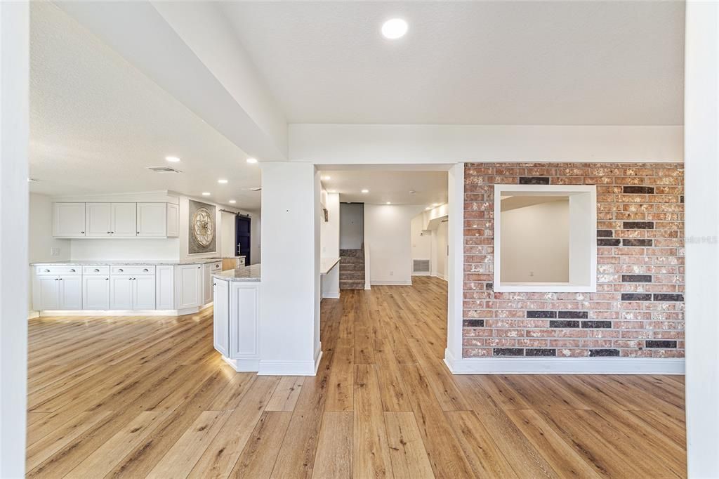 For Sale: $524,900 (4 beds, 2 baths, 2178 Square Feet)