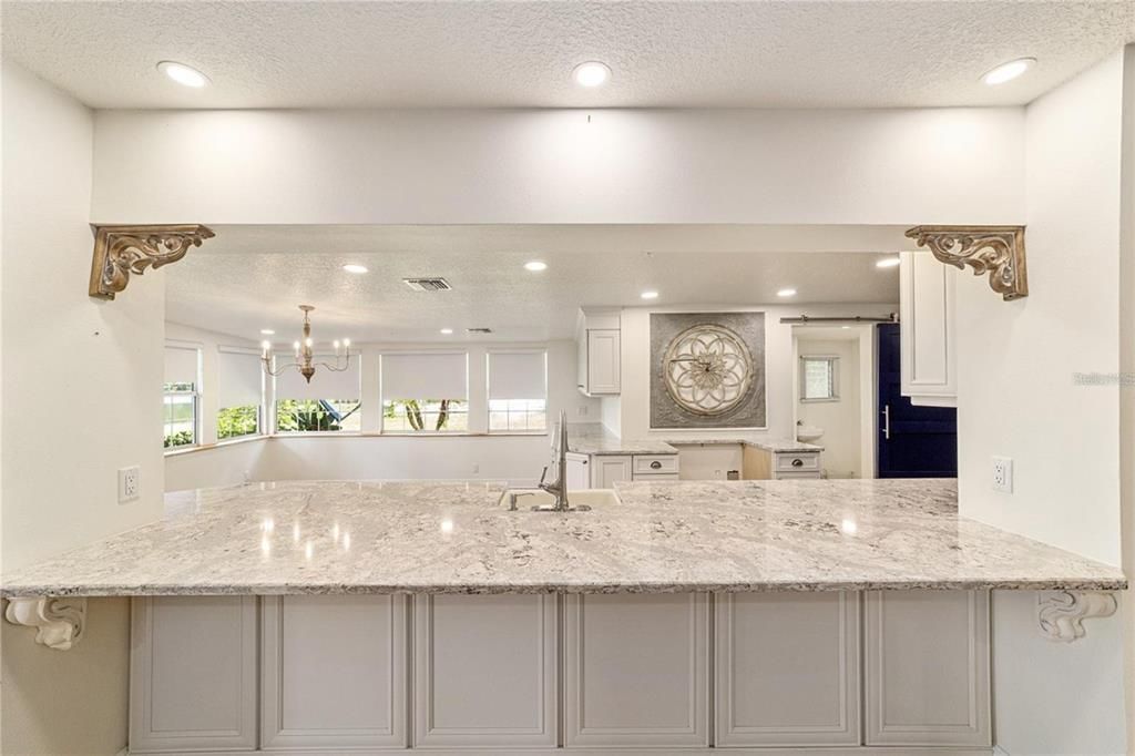 For Sale: $524,900 (4 beds, 2 baths, 2178 Square Feet)