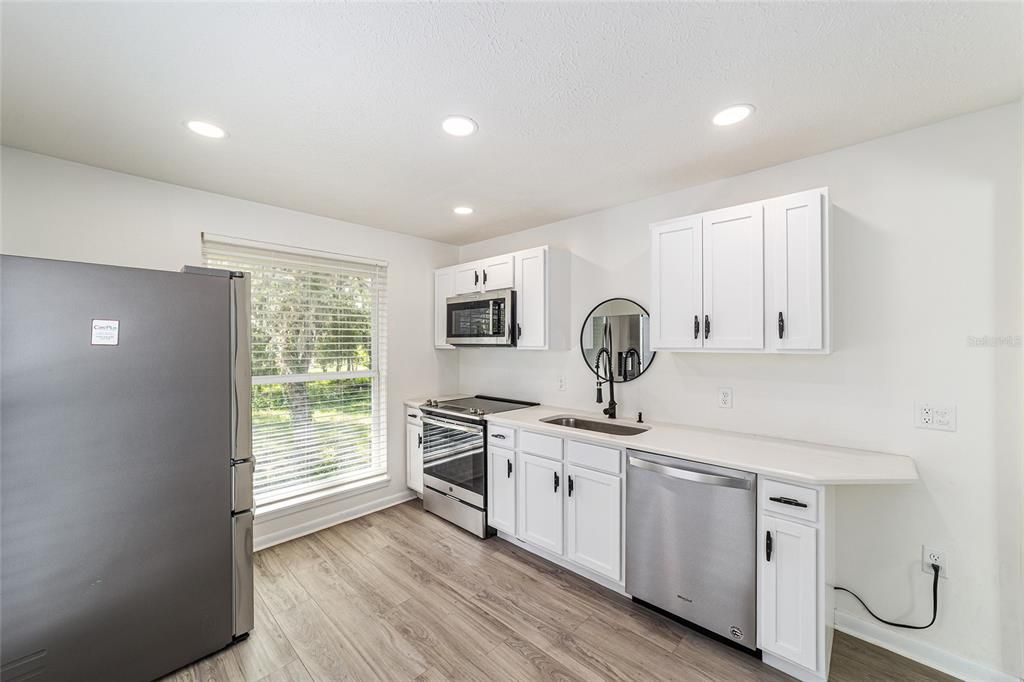 For Sale: $524,900 (4 beds, 2 baths, 2178 Square Feet)