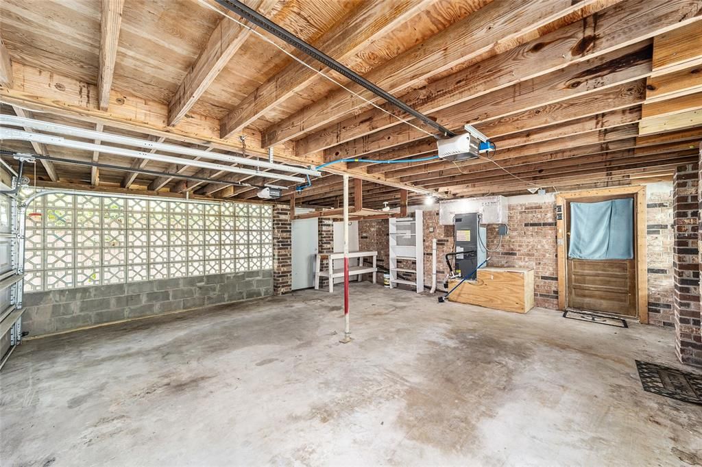 For Sale: $524,900 (4 beds, 2 baths, 2178 Square Feet)