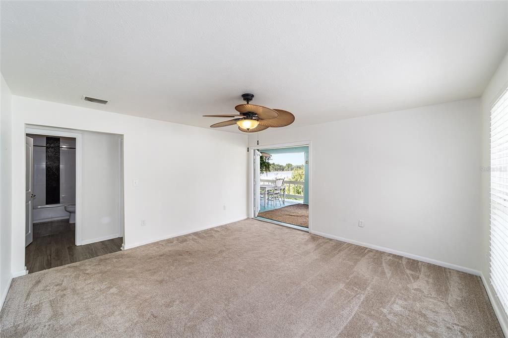 For Sale: $524,900 (4 beds, 2 baths, 2178 Square Feet)