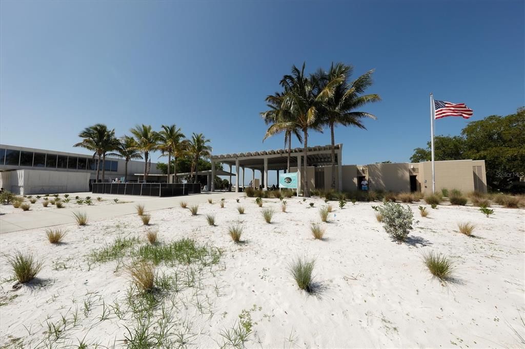 На продажу: $165,000 (1 спален, 1 ванн, 949 Квадратных фут)