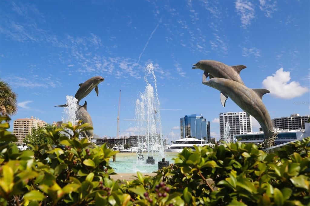 На продажу: $165,000 (1 спален, 1 ванн, 949 Квадратных фут)