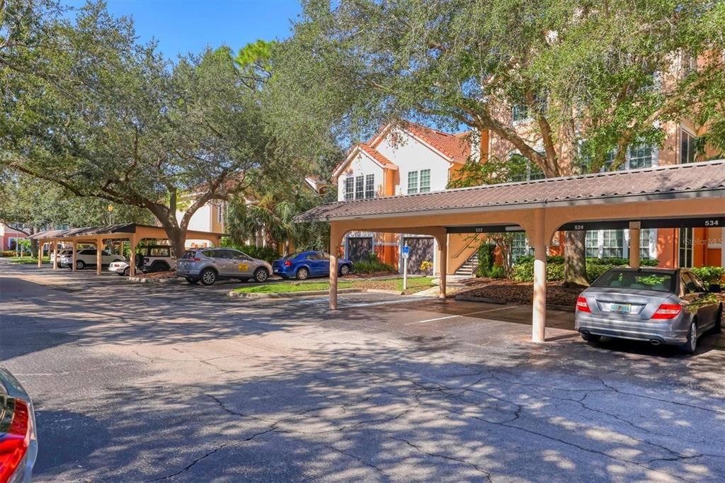 На продажу: $165,000 (1 спален, 1 ванн, 949 Квадратных фут)