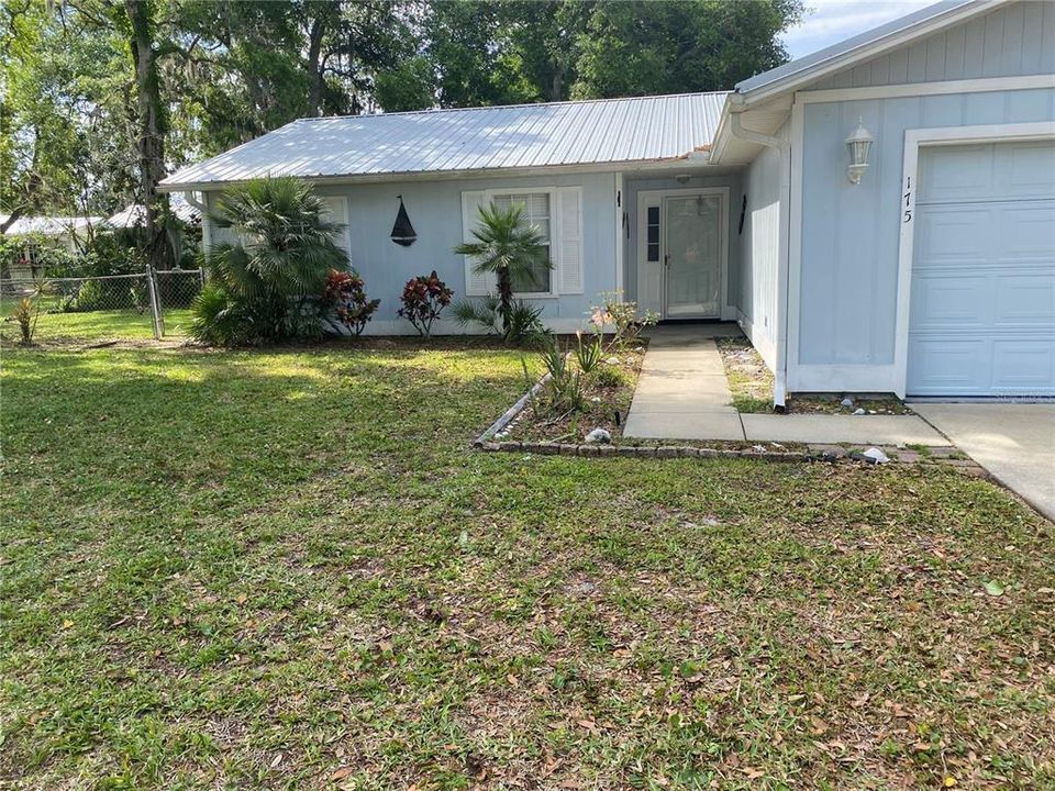 В аренду: $1,950 (3 спален, 2 ванн, 1260 Квадратных фут)