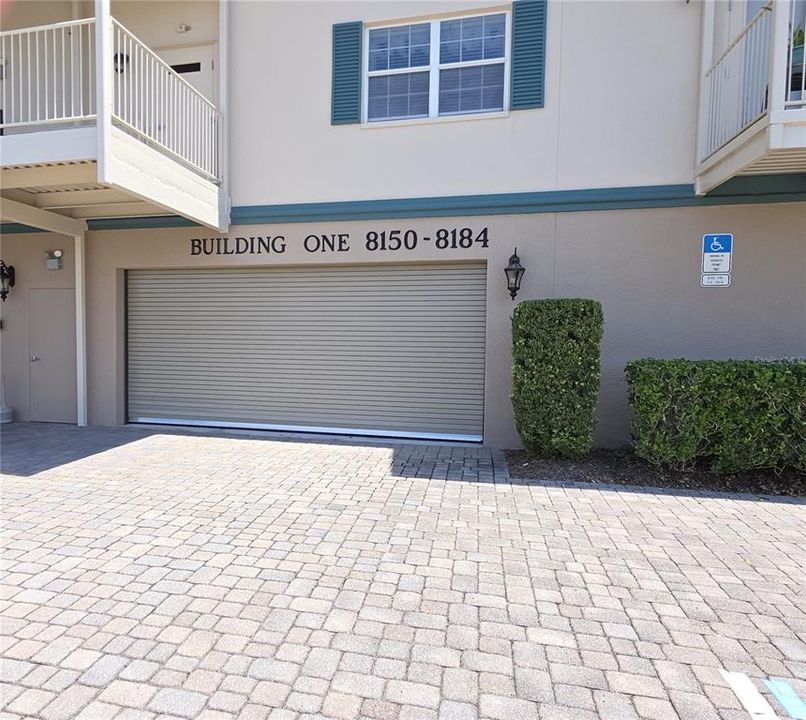 For Sale: $199,000 (2 beds, 2 baths, 1674 Square Feet)