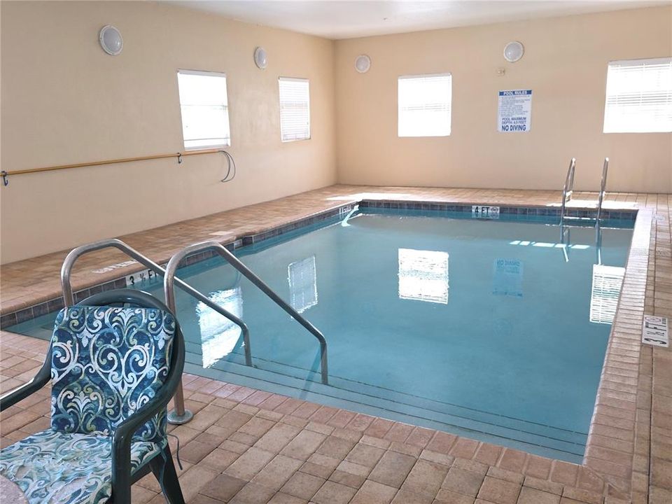 For Sale: $199,000 (2 beds, 2 baths, 1674 Square Feet)